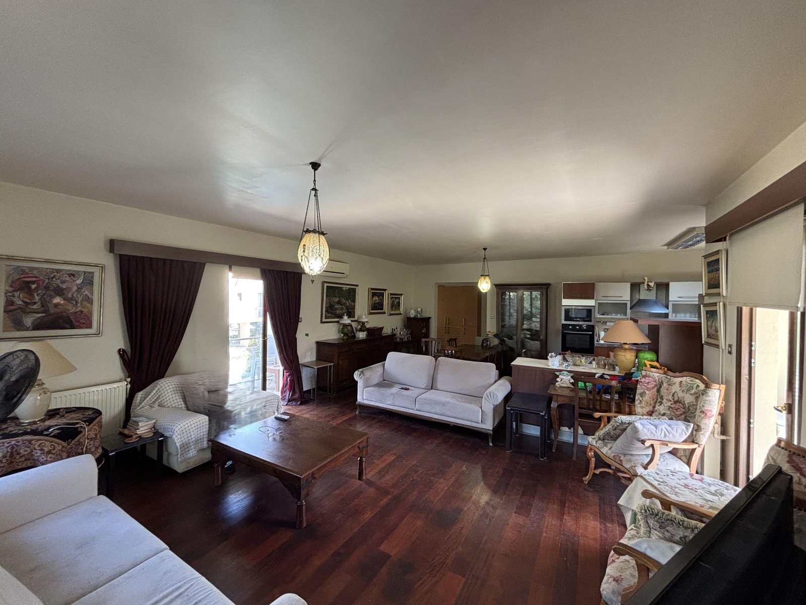 INVESTMENT OPPORTUNITY: 3+1 APARTMENT IN KYRENIA CENTER WITH POOL