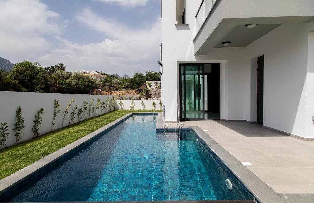 LUXURY VILLAS FOR SALE IN GİRNE OZANKÖY, NORTH CYPRUS – A UNIQUE OPPORTUNITY FOR INVESTMENT AND LIVING