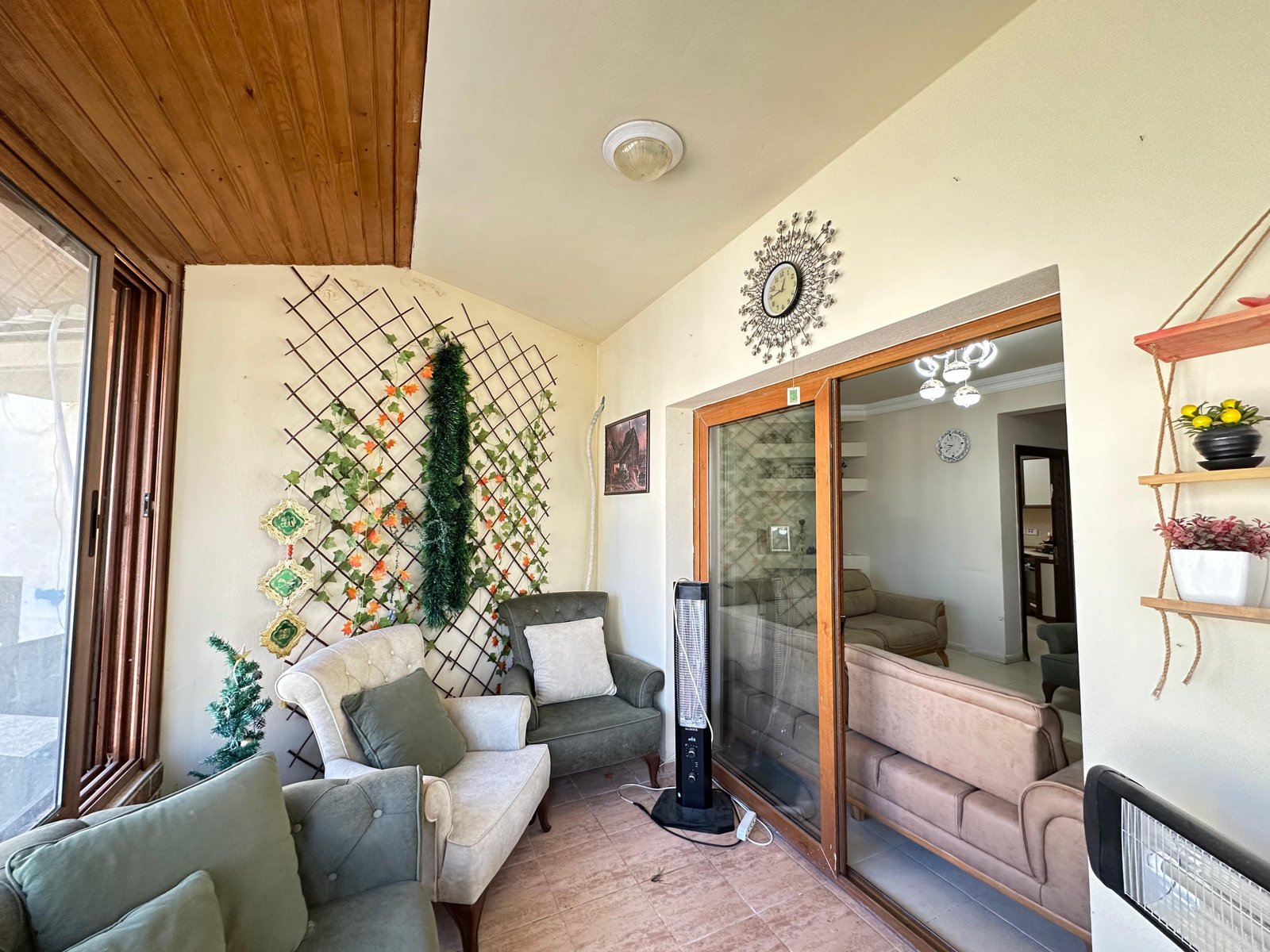 GİRNE ALSANCAK’TA 3+1 EŞYALI DAİRE – ORTAK HAVUZLU SİTE